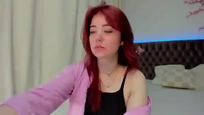 EllaMyerss