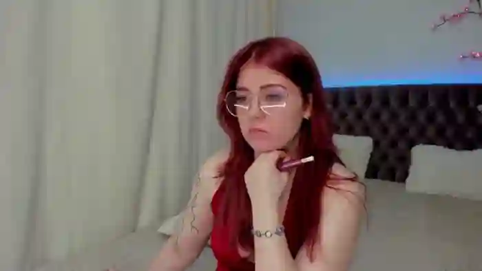 EllaMyerss