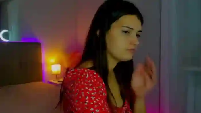 LauraLeee