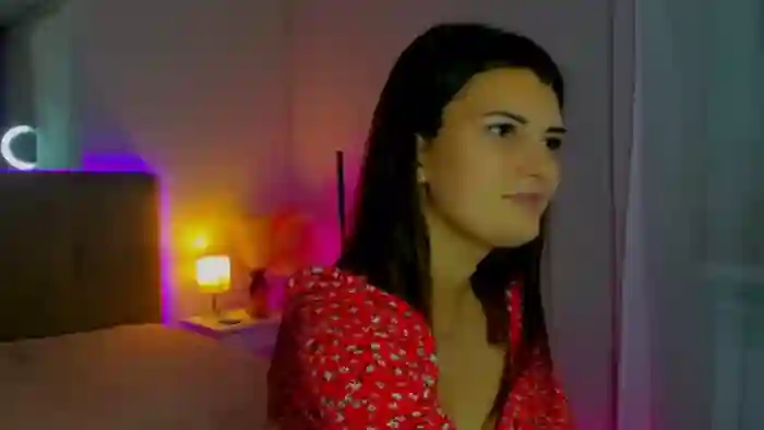 LauraLeee