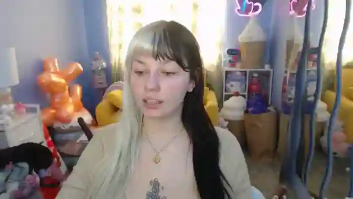 Angelina_Glass