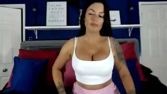 BellaVixen23