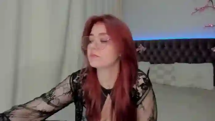 EllaMyerss