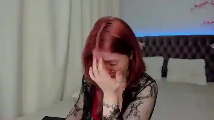 EllaMyerss