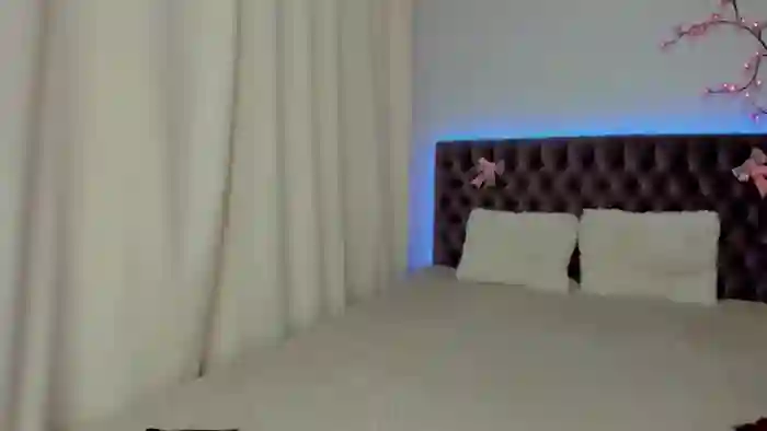 EllaMyerss