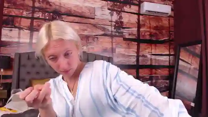 NatalieXBitton