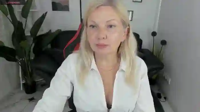 YrhotAbbyX