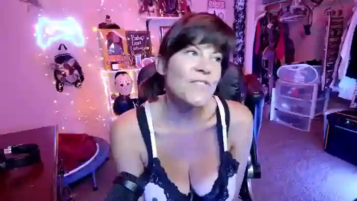 RebeccaLoveXXX