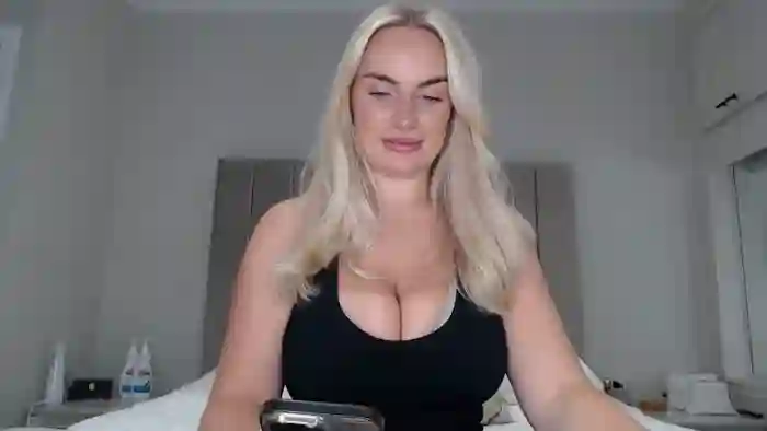 BigTitBlondeUK