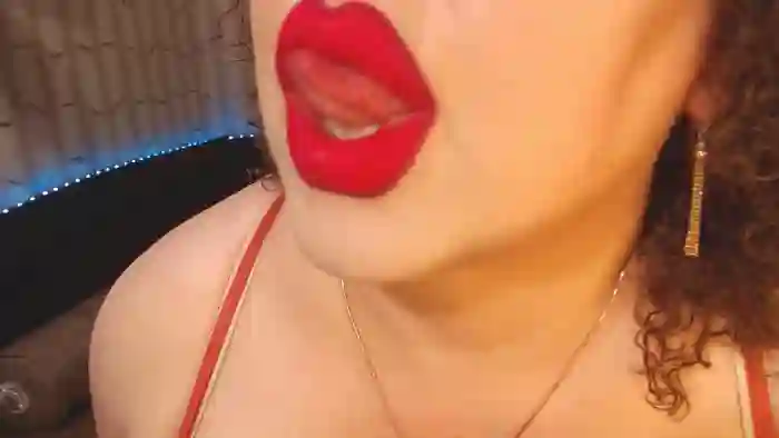 CurvyKatty40DD