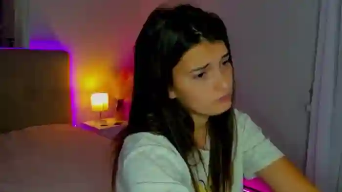 LauraLeee