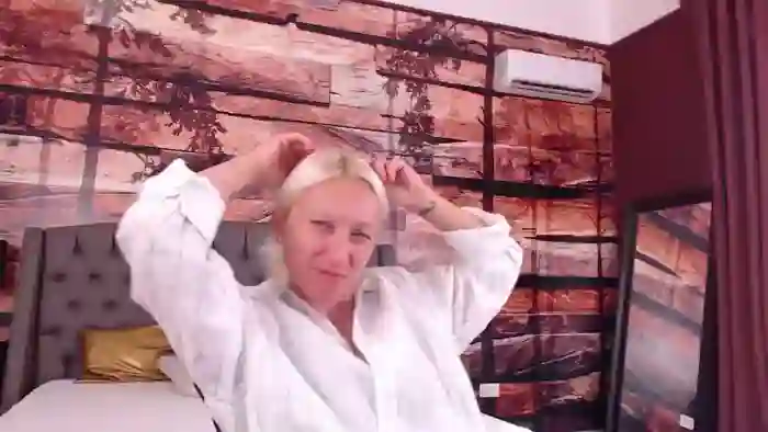 NatalieXBitton
