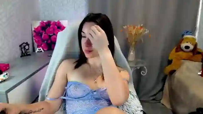 MeganNaughtyy
