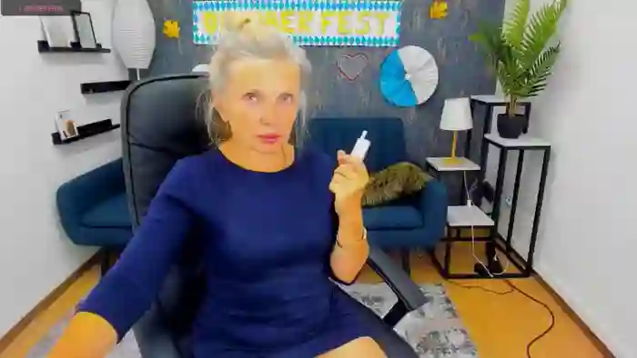 YrhotAbbyX