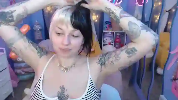 Angelina_Glass