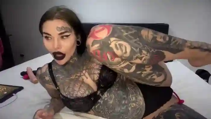 DARKINKEDBABE