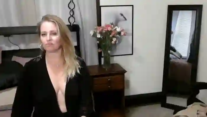 HollieJuice
