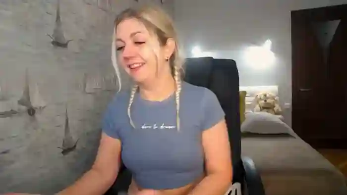 Nichole_Hill