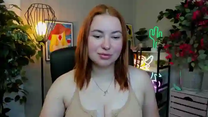 hotLaylaStar