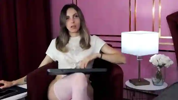 MiaWollson