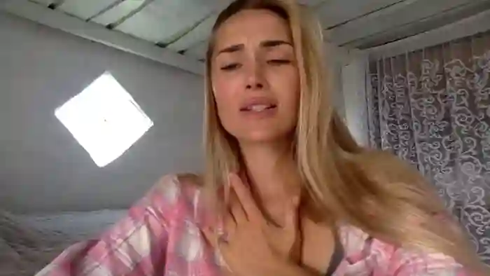 Tina_a