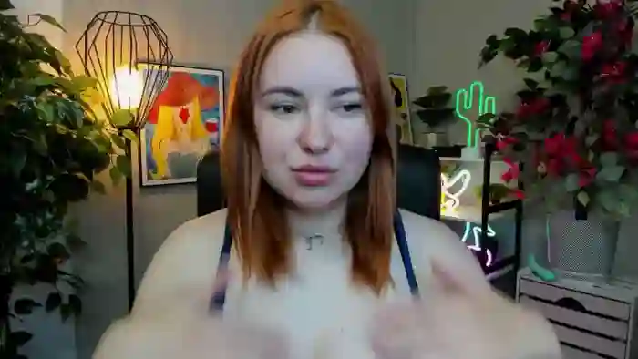 hotLaylaStar