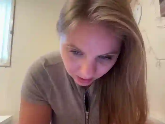 BustyMollyy