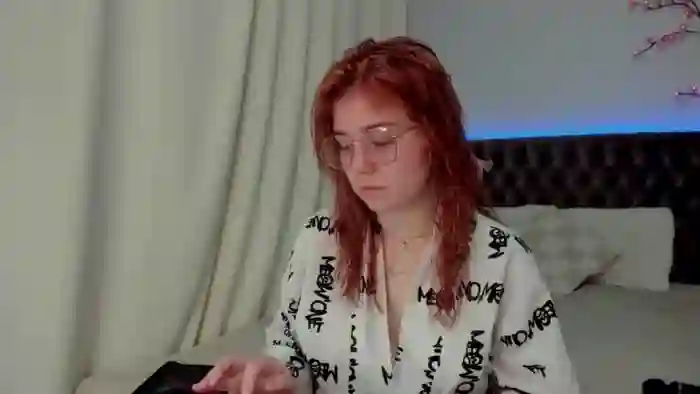 EllaMyerss