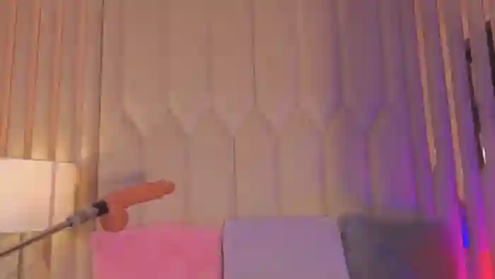 Tara_Red