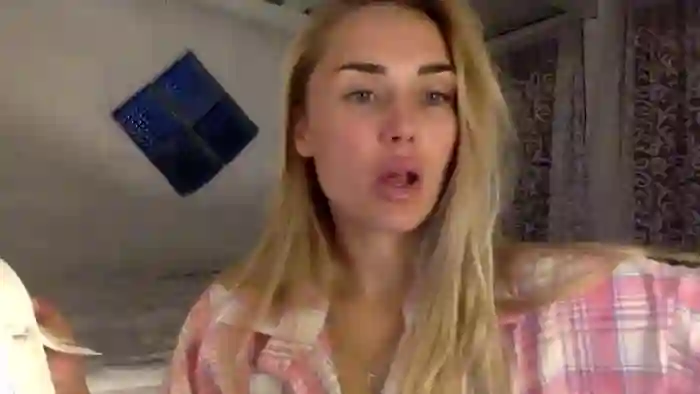 Tina_a