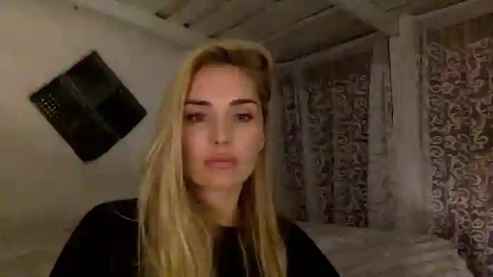 Tina_a
