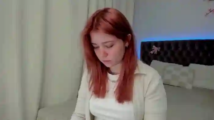 EllaMyerss