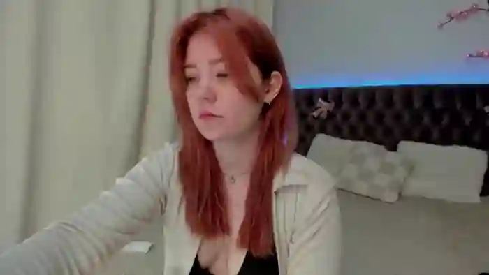 EllaMyerss