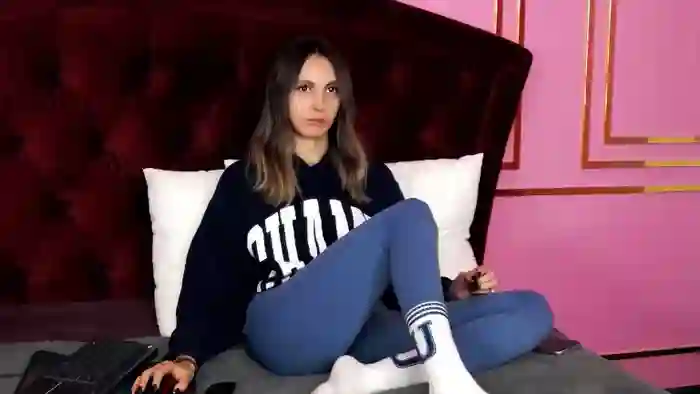 MiaWollson
