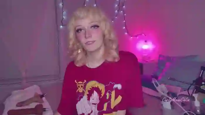 CurlyManeChloe