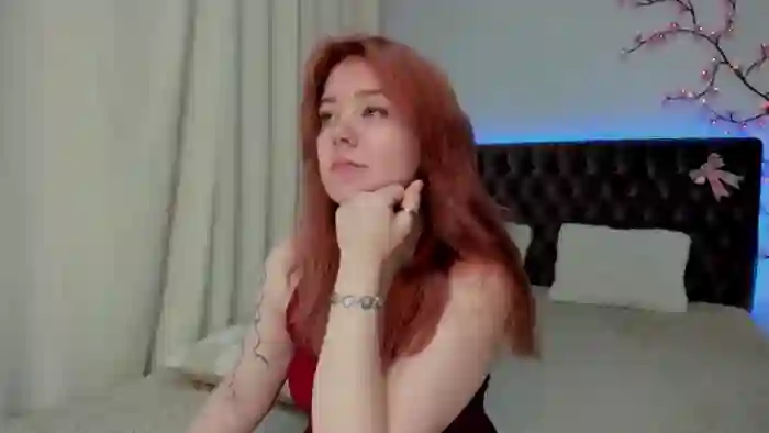 EllaMyerss