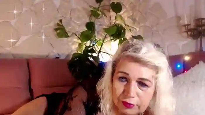 GlamourKitten