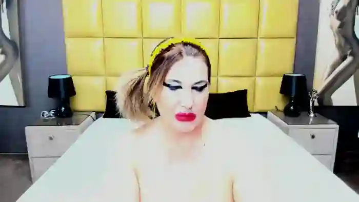 KiraLeila