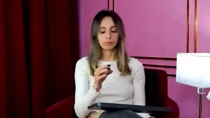 MiaWollson