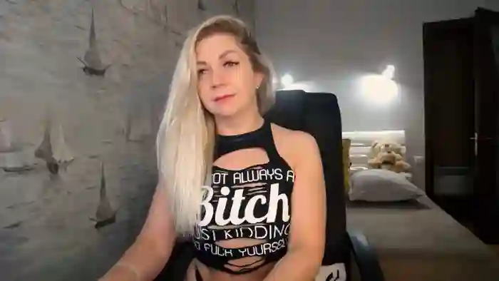 Nichole_Hill
