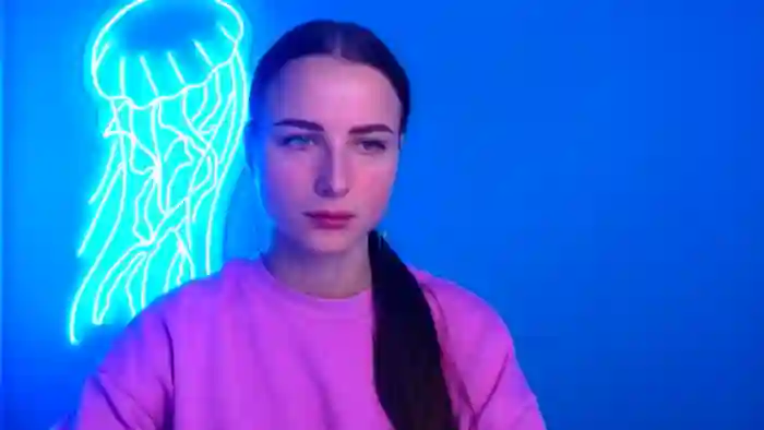 Scarlett_Wonder