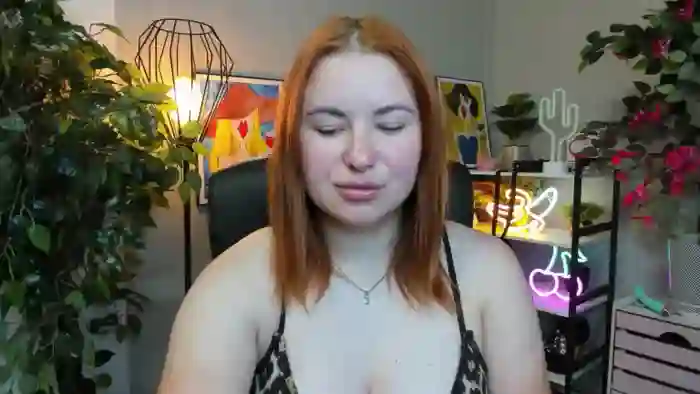 hotLaylaStar