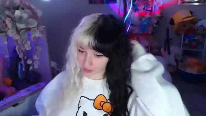 Angelina_Glass