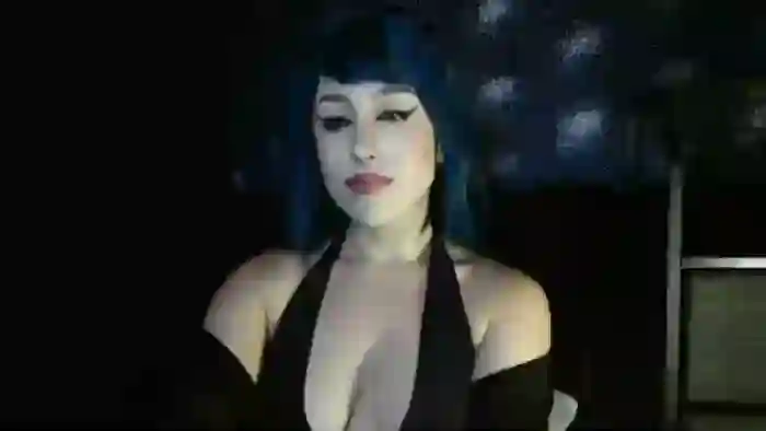 MissVikkiBlue