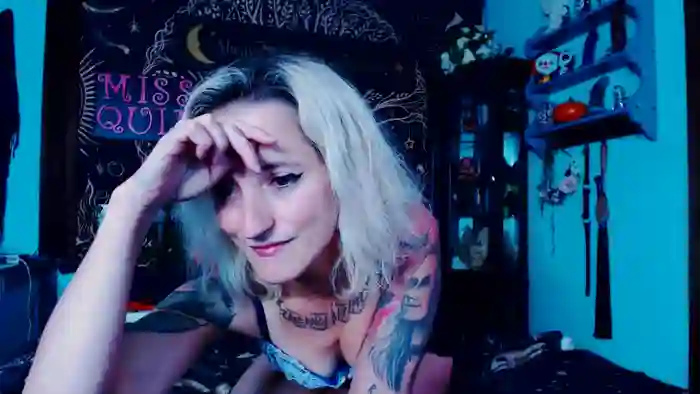 MissQuinCam
