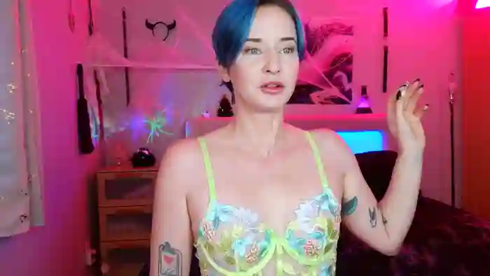 DominaDentata