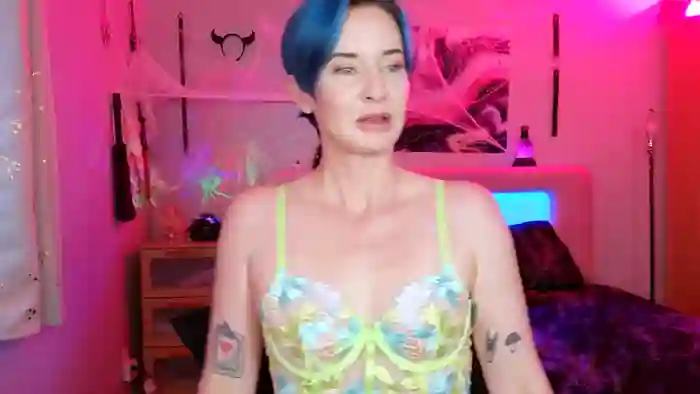 DominaDentata