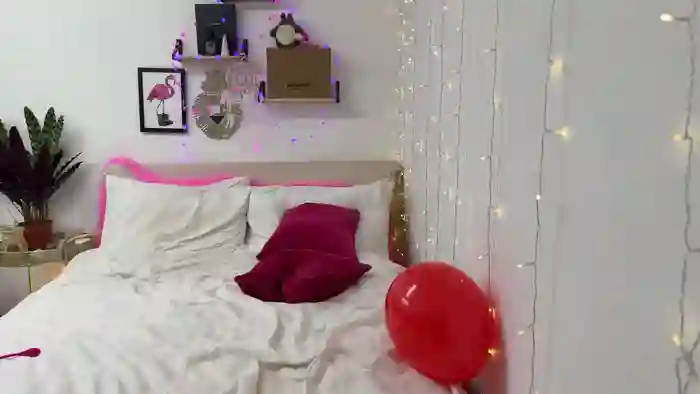 GoldieUKx