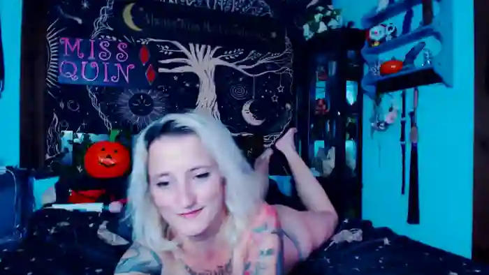 MissQuinCam