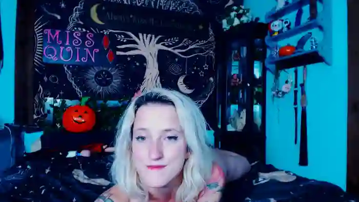 MissQuinCam